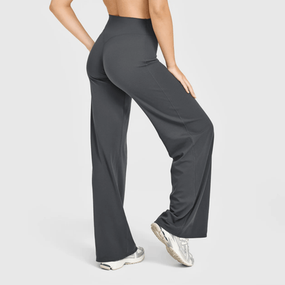 מכנסיים מחטבים ונוחים עם גזרה ישרה המעצימה את הישבן FLEXORA