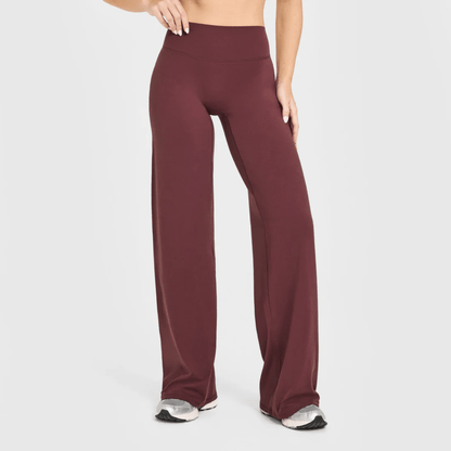 מכנסיים מחטבים ונוחים עם גזרה ישרה המעצימה את הישבן FLEXORA